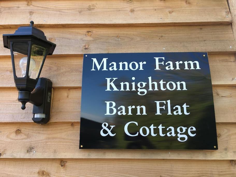 Barn Flat Overlooking Beautiful Dorset Vale Appartement
